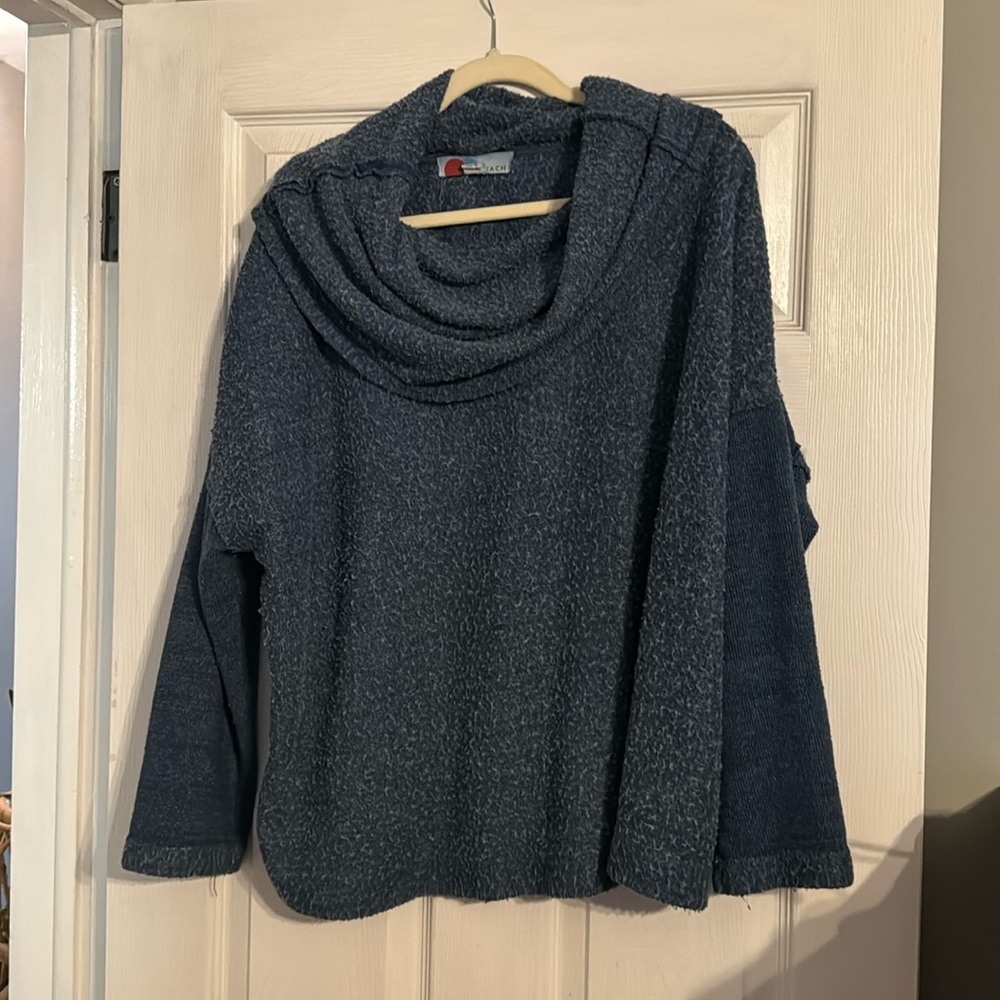 Free People Beach Cowl Neck sweatshirt size Large